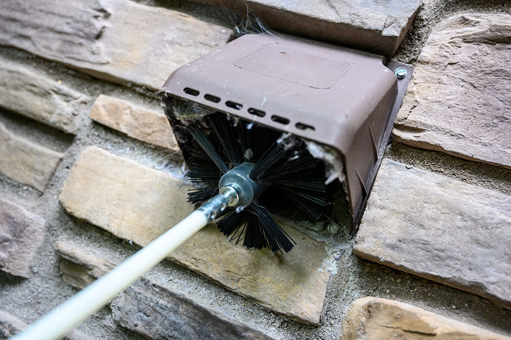 brush cleaning dryer vent